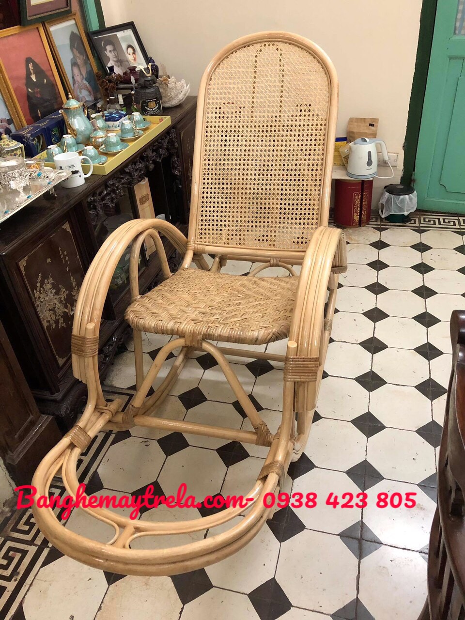 Ghế mây bập bênh lưới mắt cáo ngồi thoáng mát